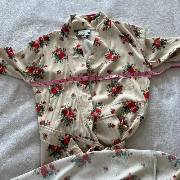 GANNI Female Wrap High Low Dress in Beige Floral - Picture 5 of 8